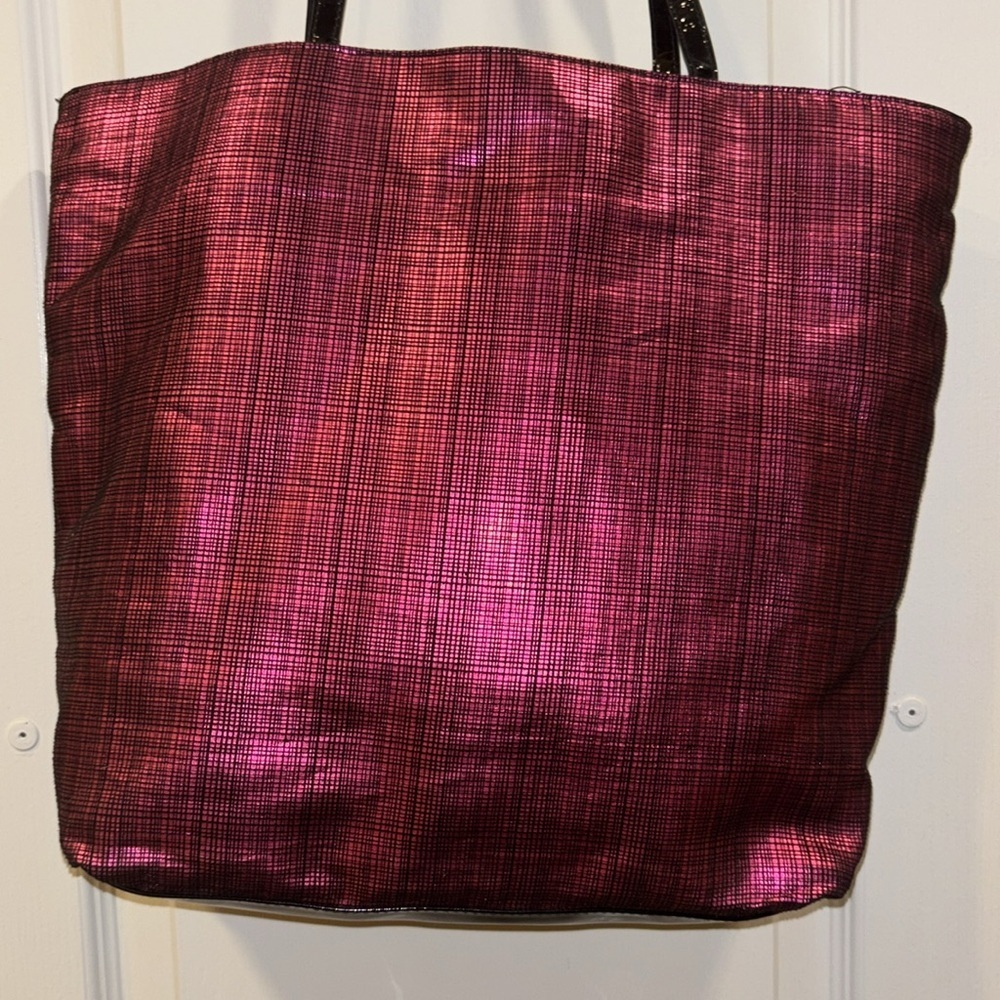 SAKS FIFTH AVE PINK METALLIC TOTE SOFT POLYESTER CLOTH BLACK PATENT LEATHER - Picture 3 of 9
